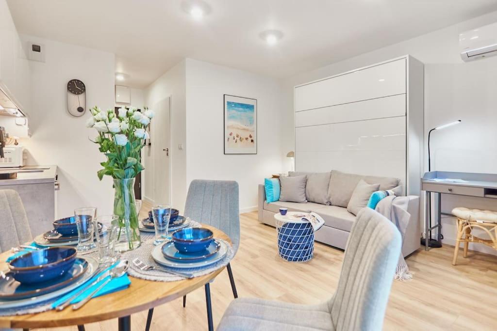 Golden Hour Apartments- Plac Slowianski 26 سفينويتشي المظهر الخارجي الصورة
