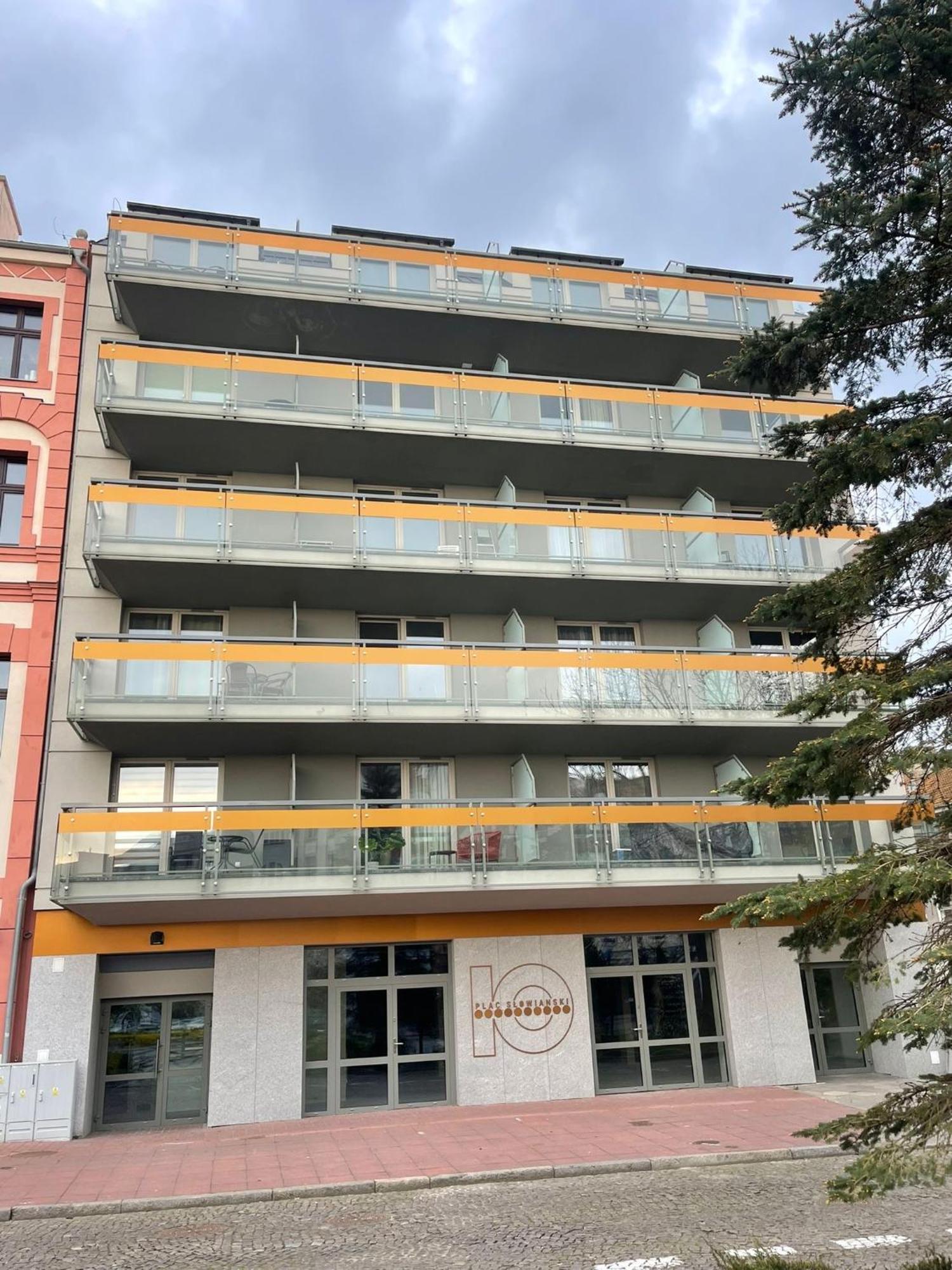 Golden Hour Apartments- Plac Slowianski 26 سفينويتشي المظهر الخارجي الصورة